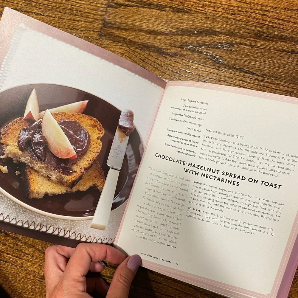 Williams-Sonoma Luscious Chocolate Desserts Cookbook
